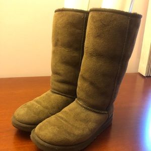Ugg Classic Tall II Boots in chocolate